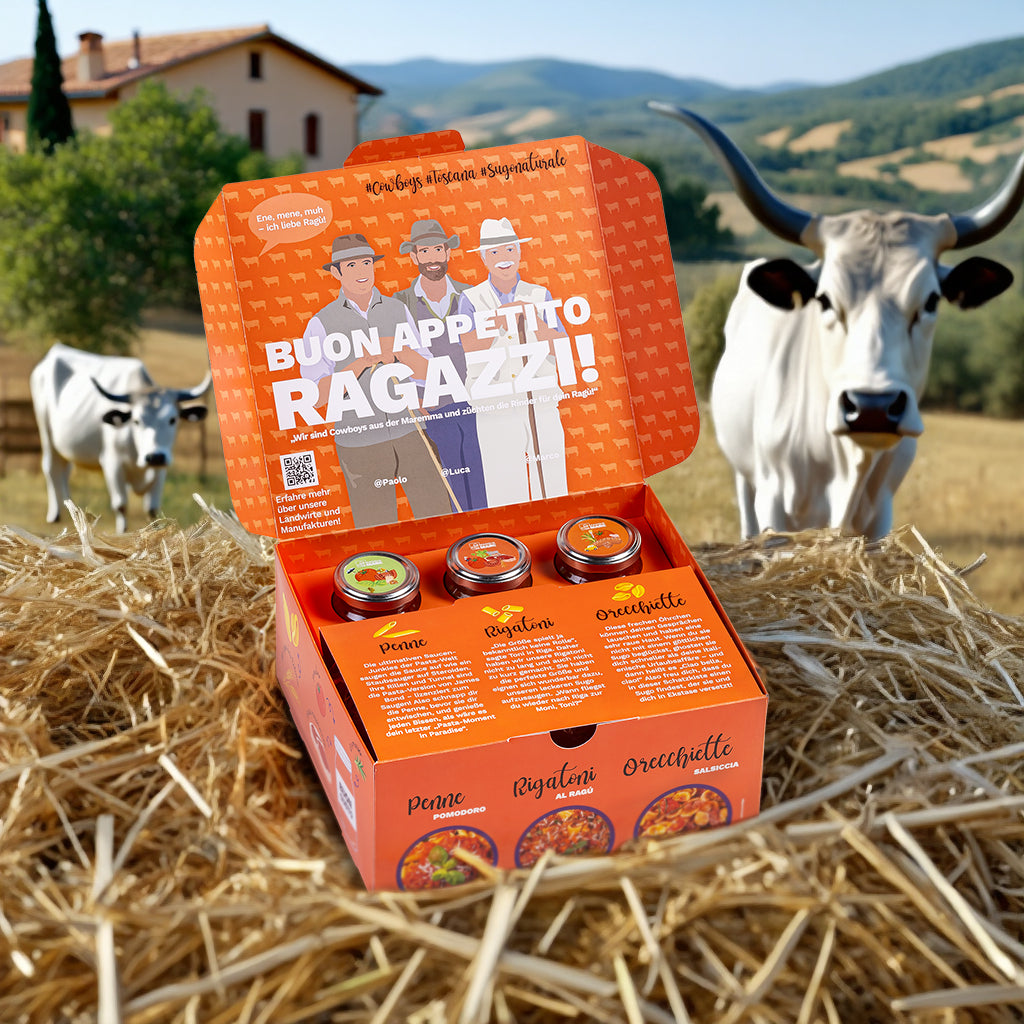 Dreierlei Pasta: Penne mit Tomatensoße, Rigatoni Bolognese, Orecchiette mit Salsiccia in einer Box.